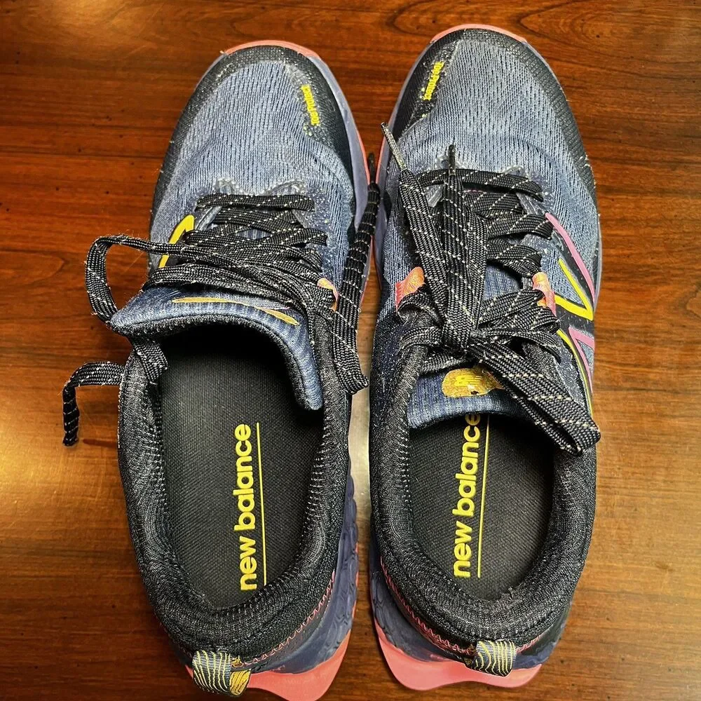 New Balance Fresh Foam Hierro V7 Womens 9.5 Trail Running Shoes Vibram WTHIERP7